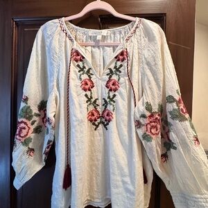 Chelsea & Theodore Ivory Blouse with Rose Embroidery